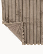 Taupe Corduroy Plaid – Taupe Deken van Katoen/Linnen/Polyester-Fleece Dekens-Maeviaz-Maeviaz